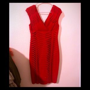 BRAND NEW BEAUTIFUL RED EVENING DRESS SIZE 10